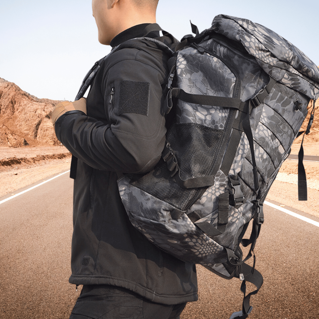 Men's Tactical Windbreaker with Zipped Pockets | Coen-Lanuvo