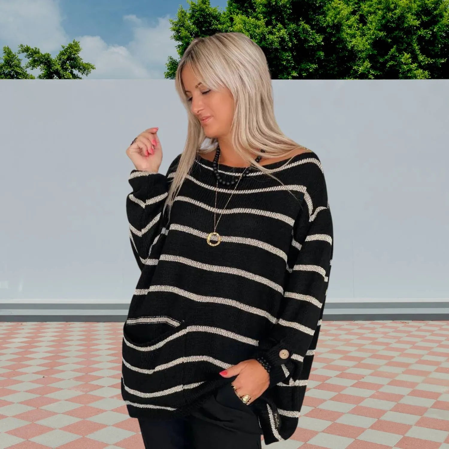 Oversized Striped Knitted Jumper for Women with Front Pockets | Mae-Black