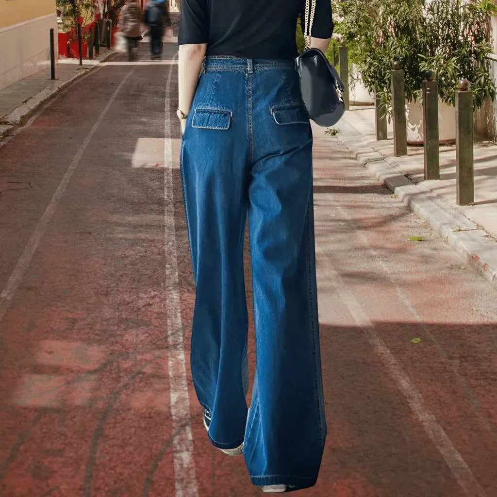 Women’s Retro Wide Leg Jeans with Elastic Waistband-