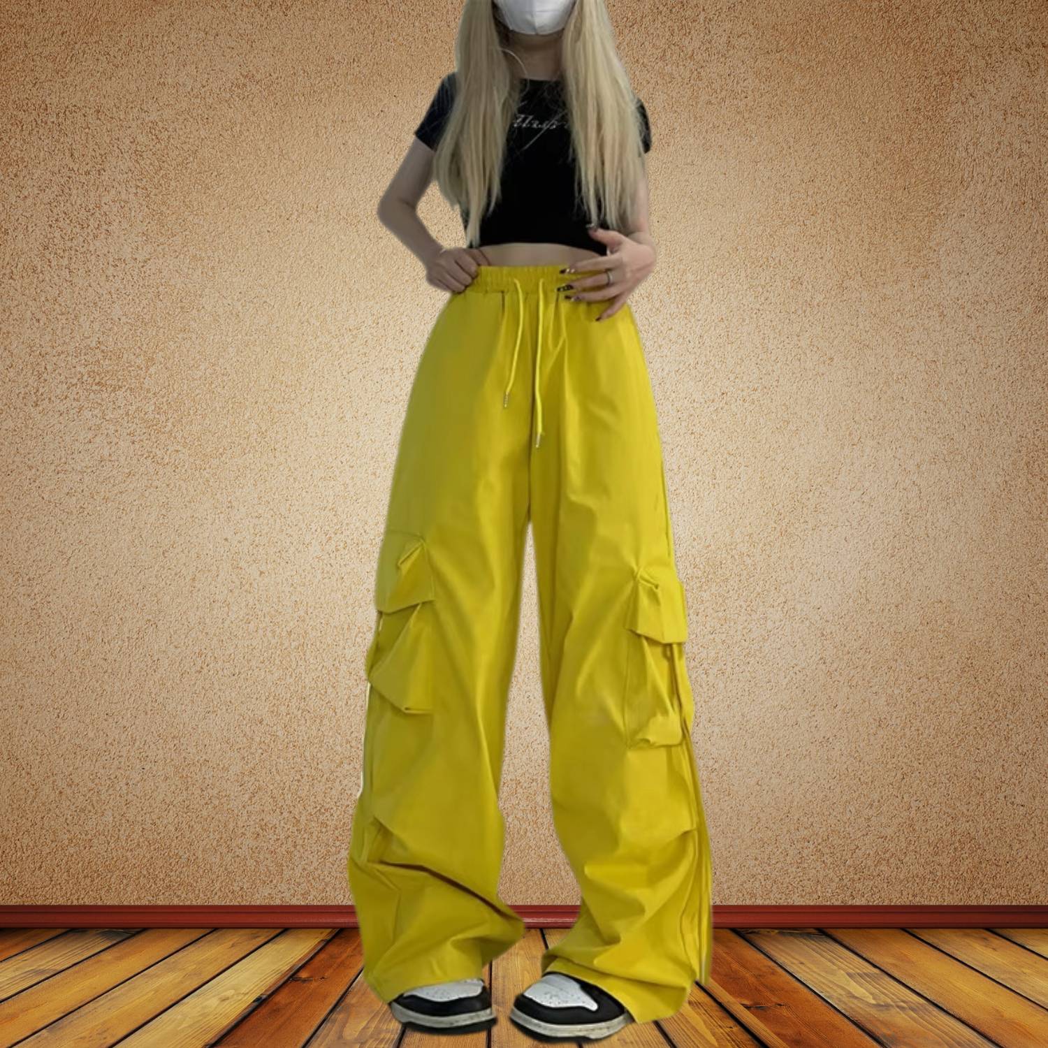 Baggy Y2K Cargo Trousers for Women with Adjustable Drawstring Waist | Blanca-Lanuvo