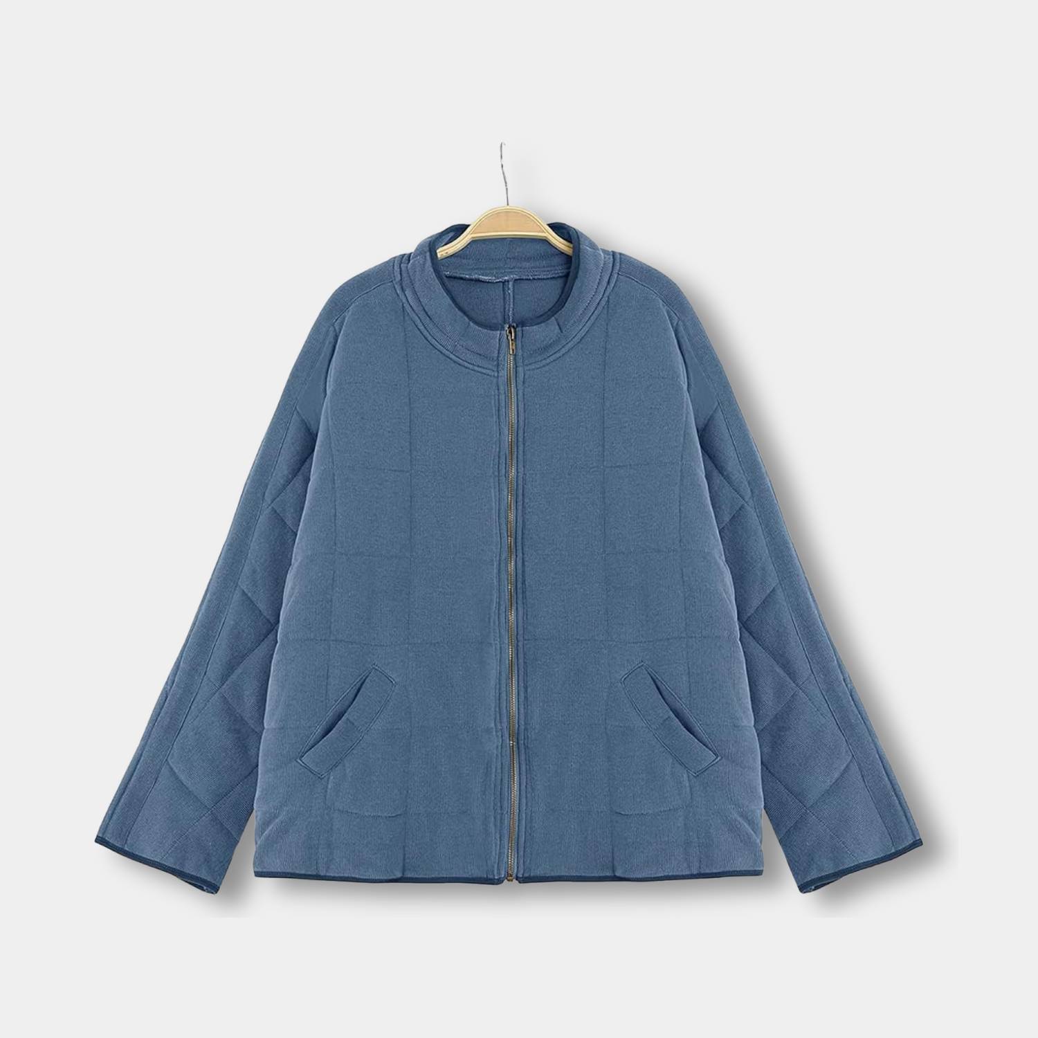 Cozy Oversized Quilted Jacket for Women with Zip-up Design | Chantal-Lanuvo
