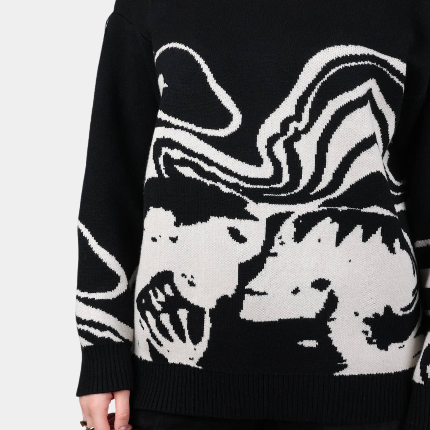 Oversized Y2K Sweater for Women with Bold Graphic Design | Belle-Lanuvo