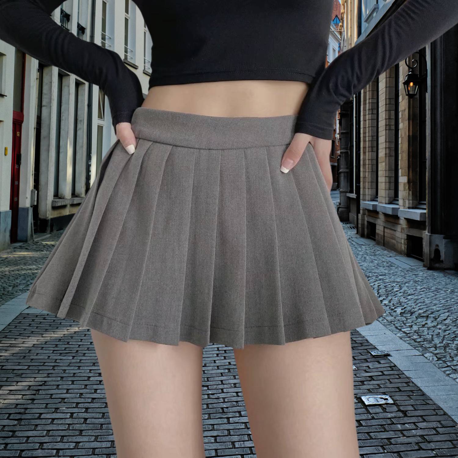 Retro Pleated High-Waisted Skirt for Women with Built-in Shorts | Christa-Lanuvo