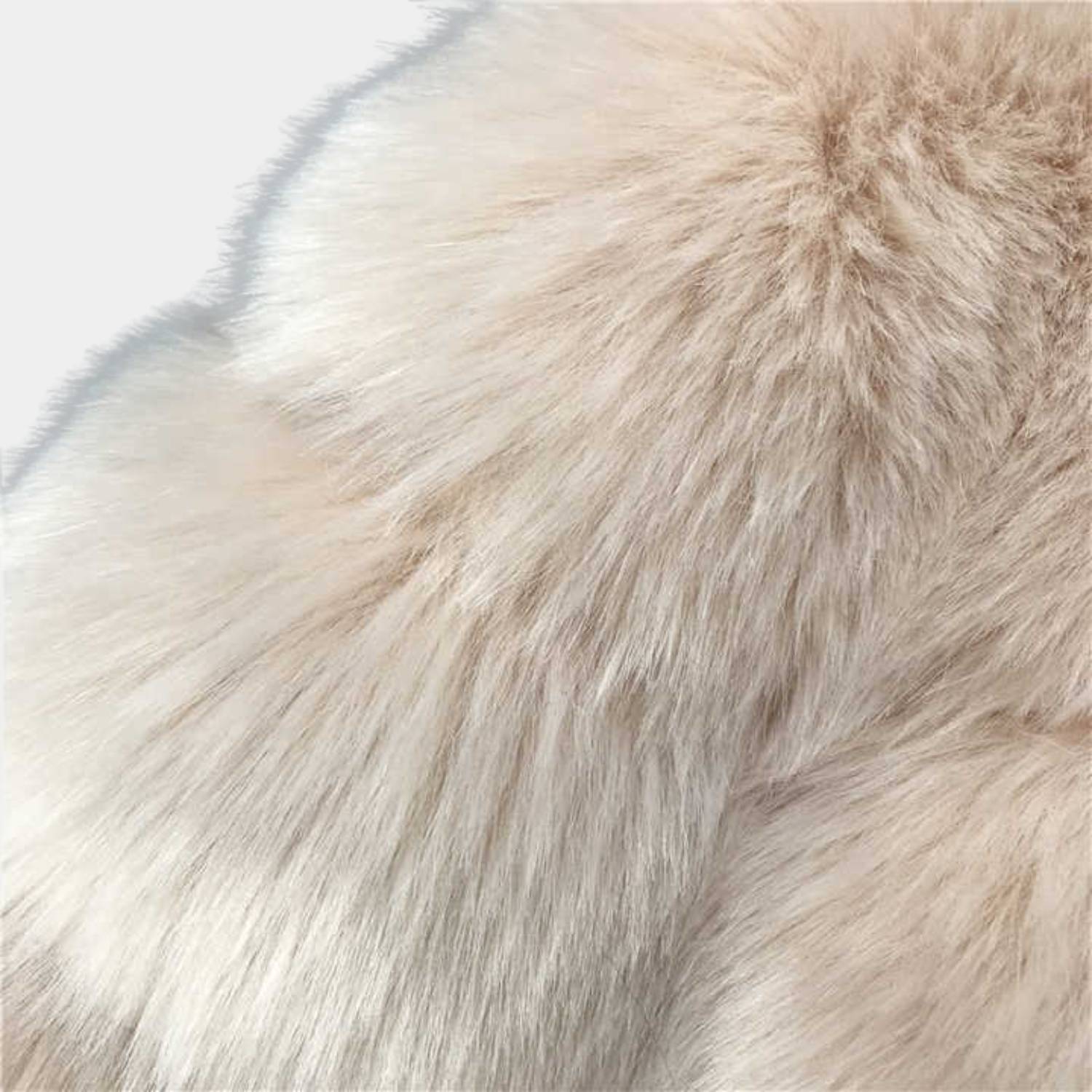 Soft Cropped Faux Fur Jacket for Women with Full Zip | Doreen-Lanuvo