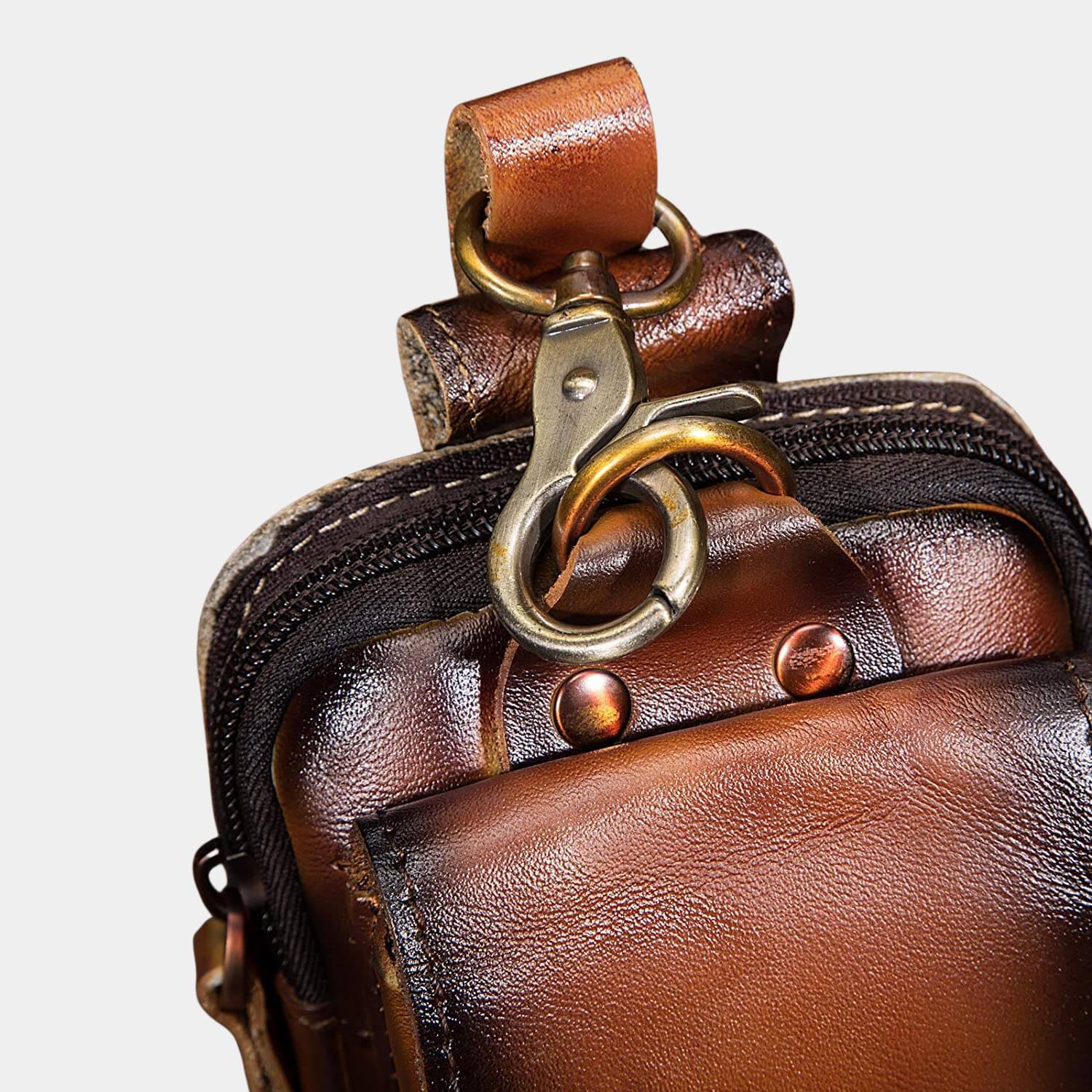 Vintage Leather Waist Bags for Men with Secure Phone Pocket | Ewoud-Lanuvo