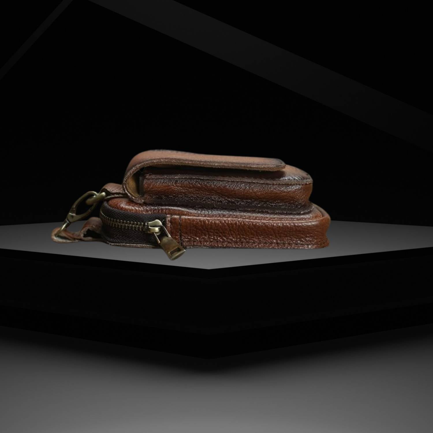 Vintage Leather Waist Bags for Men with Secure Phone Pocket | Ewoud-Lanuvo
