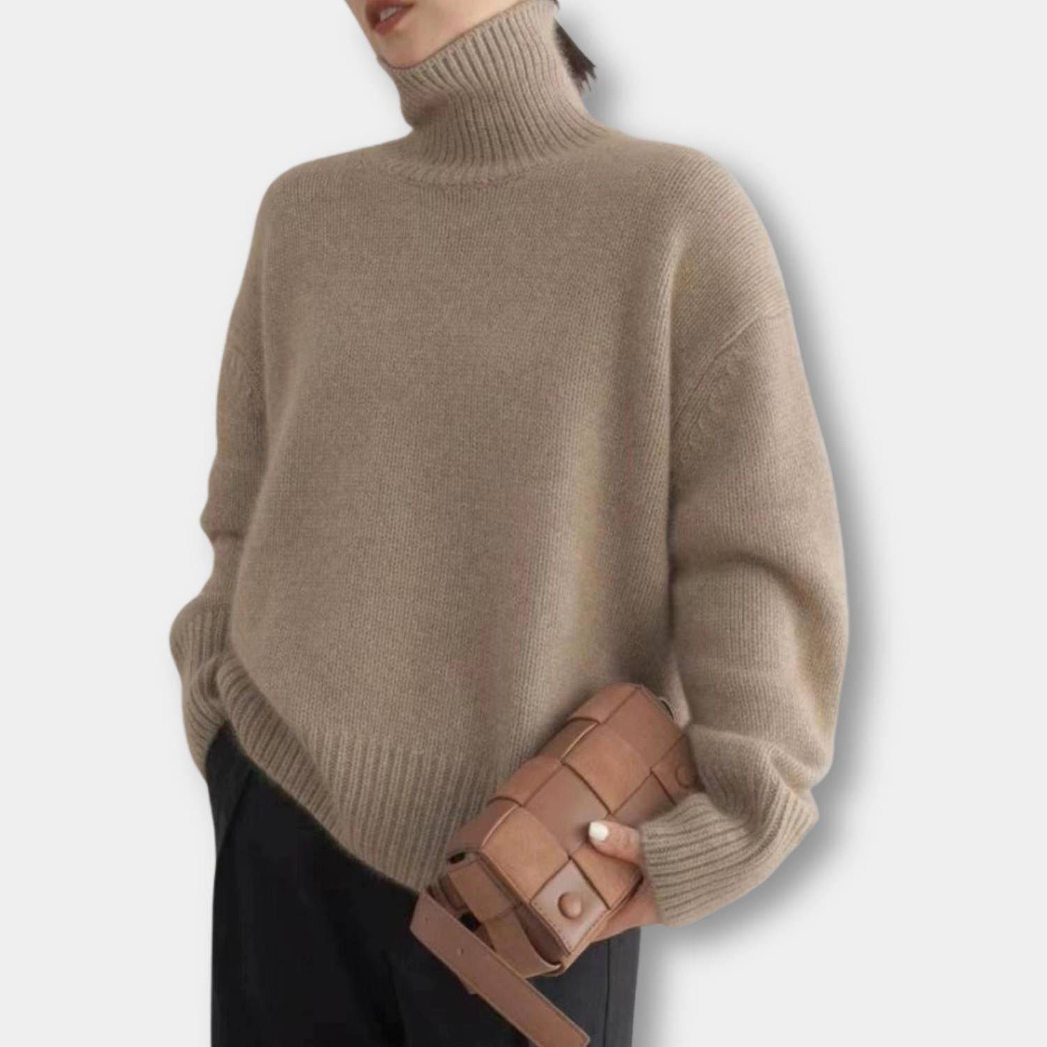 Warm Turtleneck Sweater for Women with Loose Fit | Benita-Lanuvo