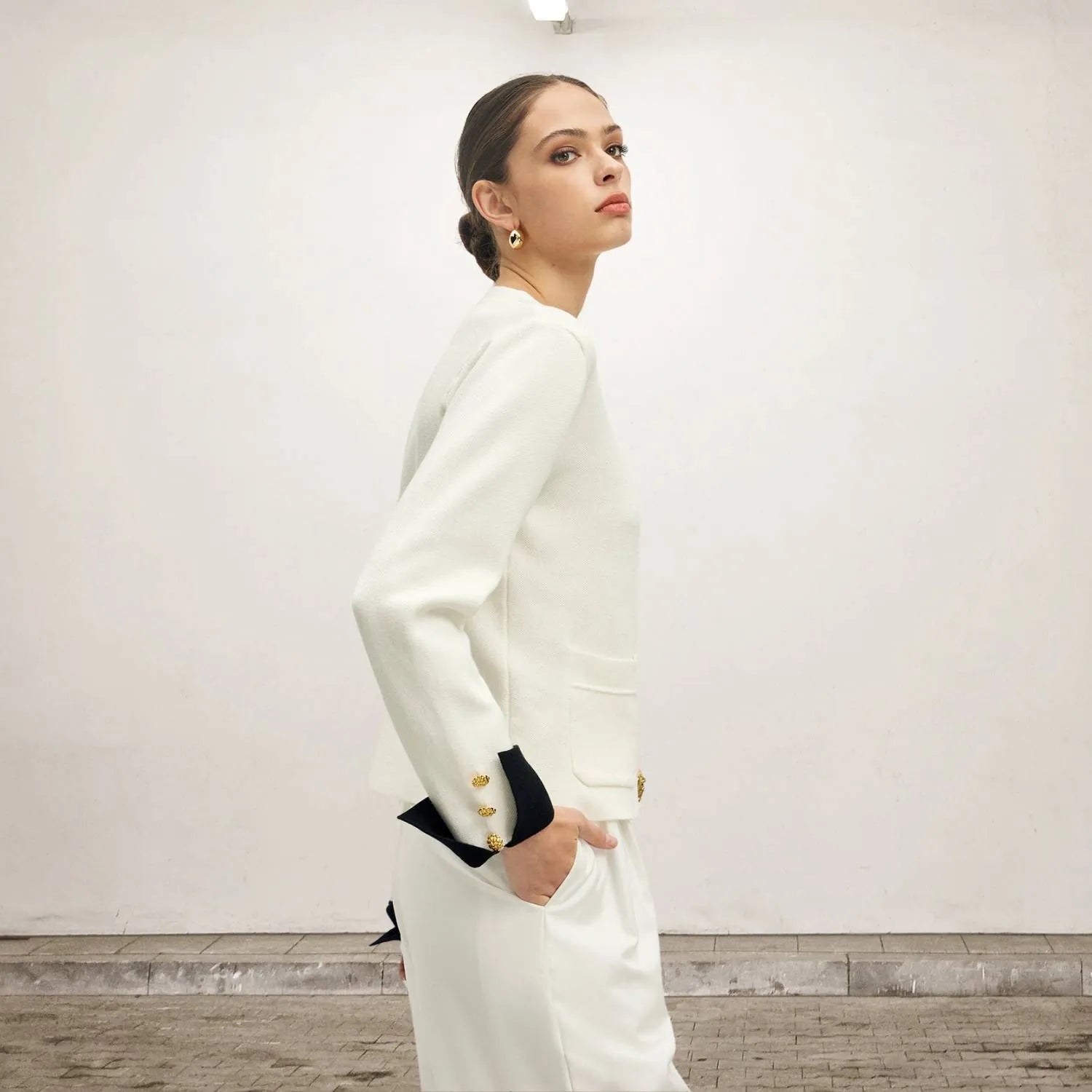 V-neck Knitted Cardigan for Women with Contrasting Gold-Coloured Buttons | Dora-White