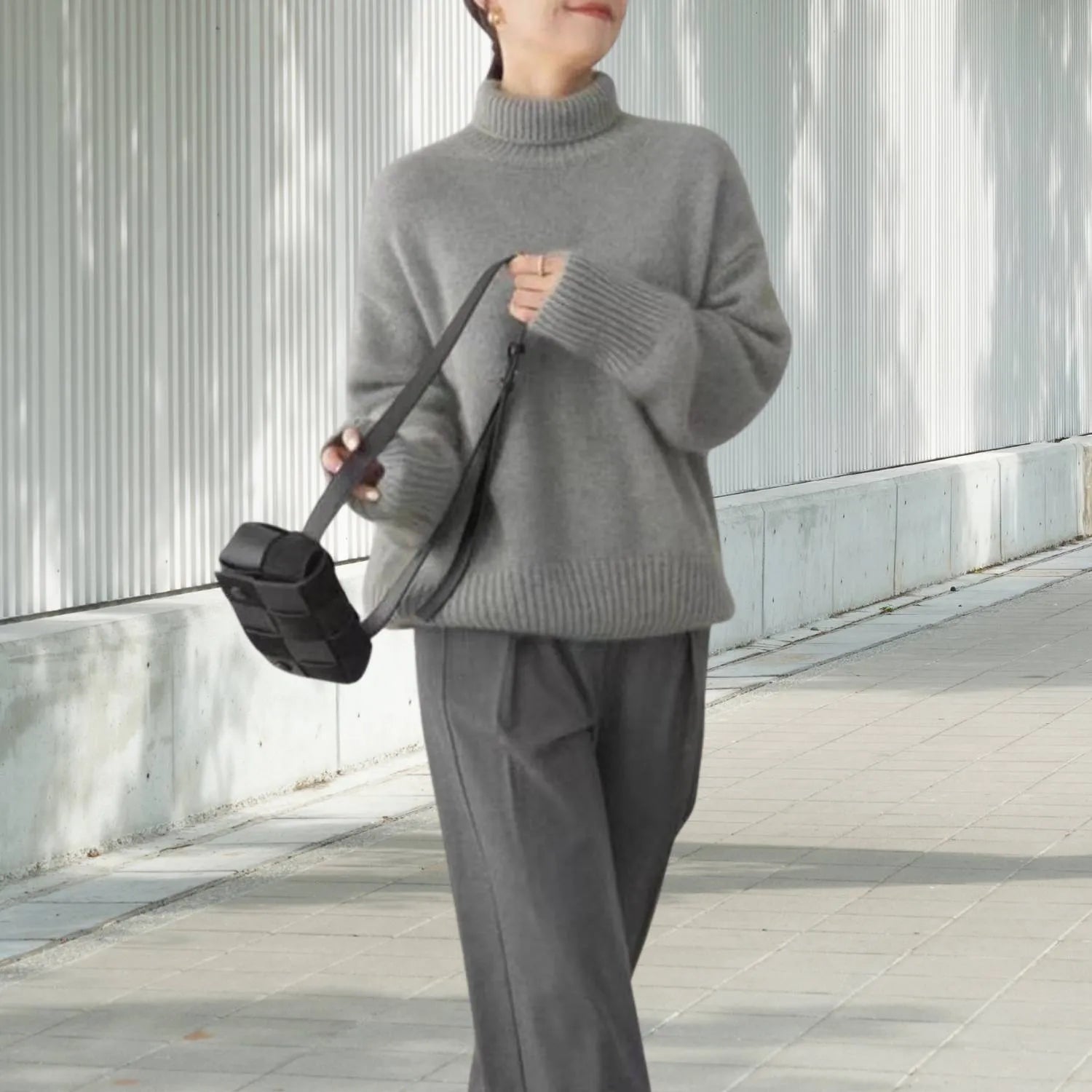 Women's Loose Fit Turtleneck Sweater-Grey