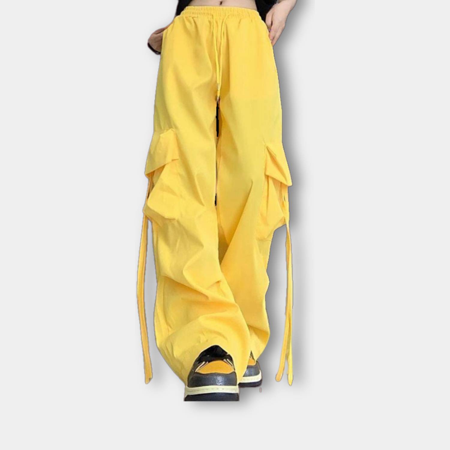 Baggy Y2K Cargo Trousers for Women with Adjustable Drawstring Waist | Blanca-Lanuvo