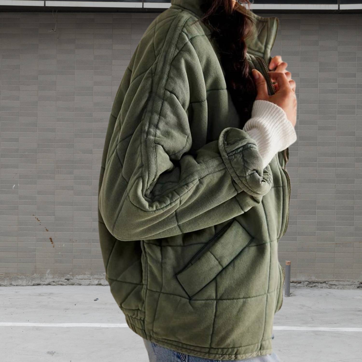 Cozy Oversized Quilted Jacket for Women with Zip-up Design | Chantal-Lanuvo