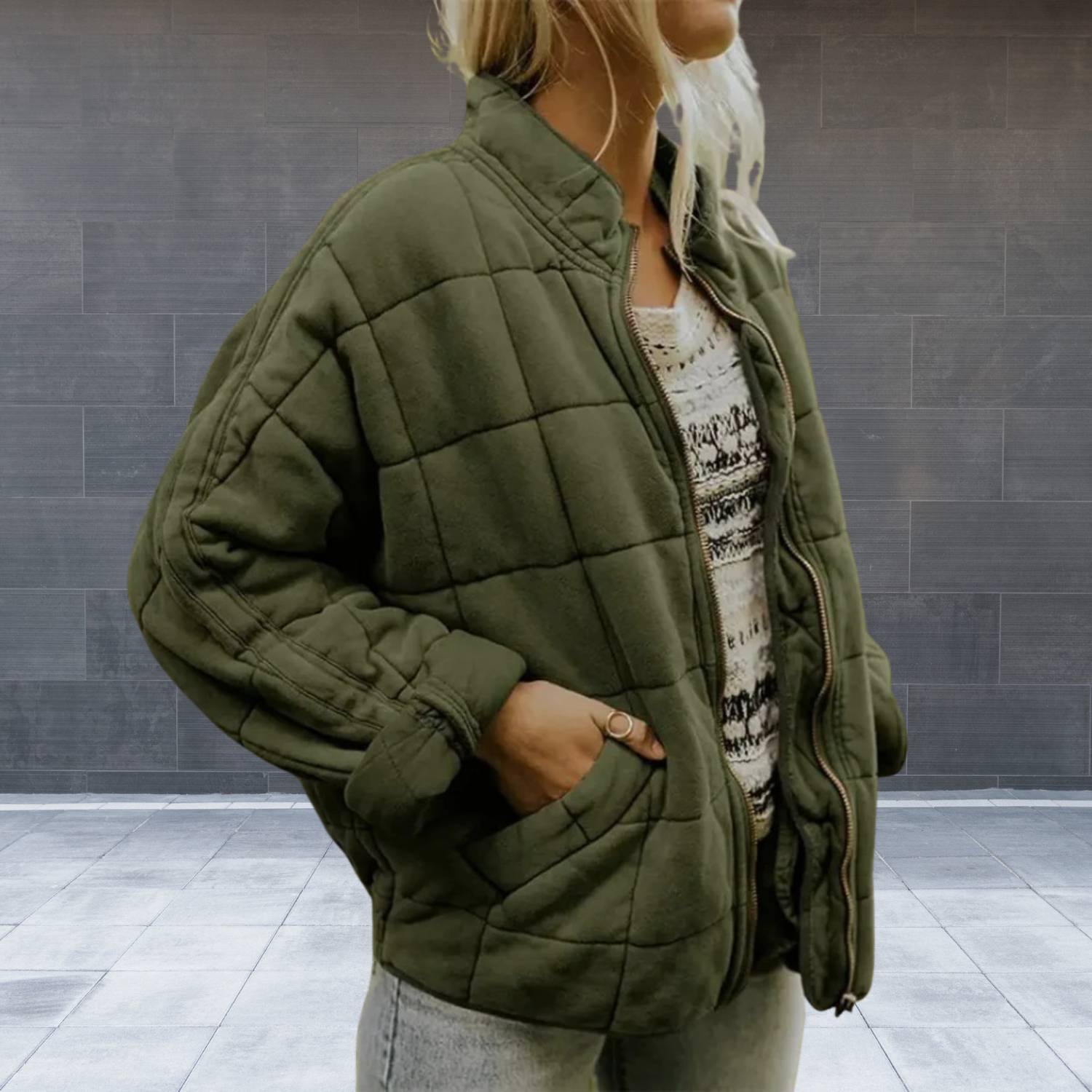 Cozy Oversized Quilted Jacket for Women with Zip-up Design | Chantal-Lanuvo