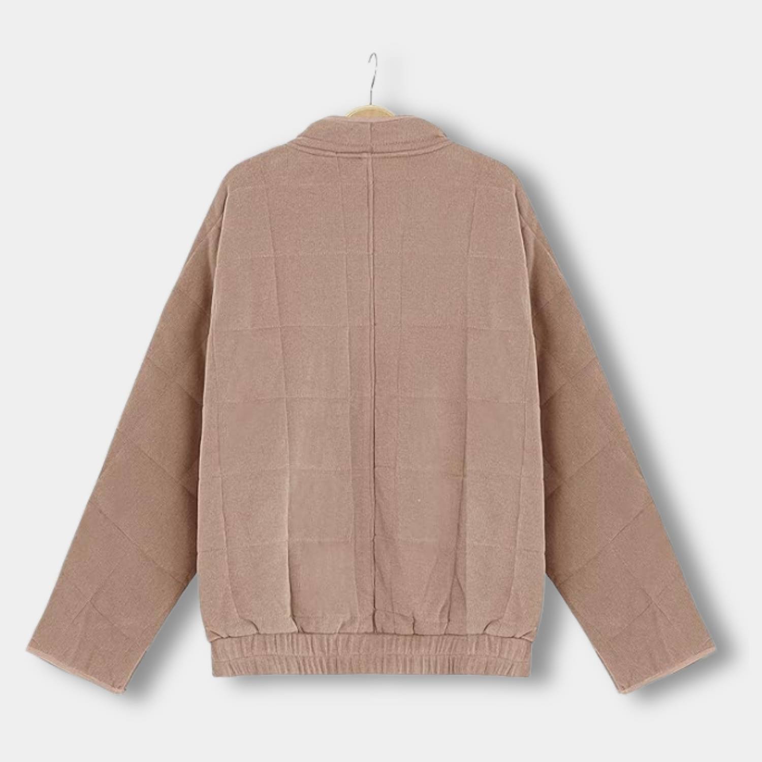 Cozy Oversized Quilted Jacket for Women with Zip-up Design | Chantal-Lanuvo