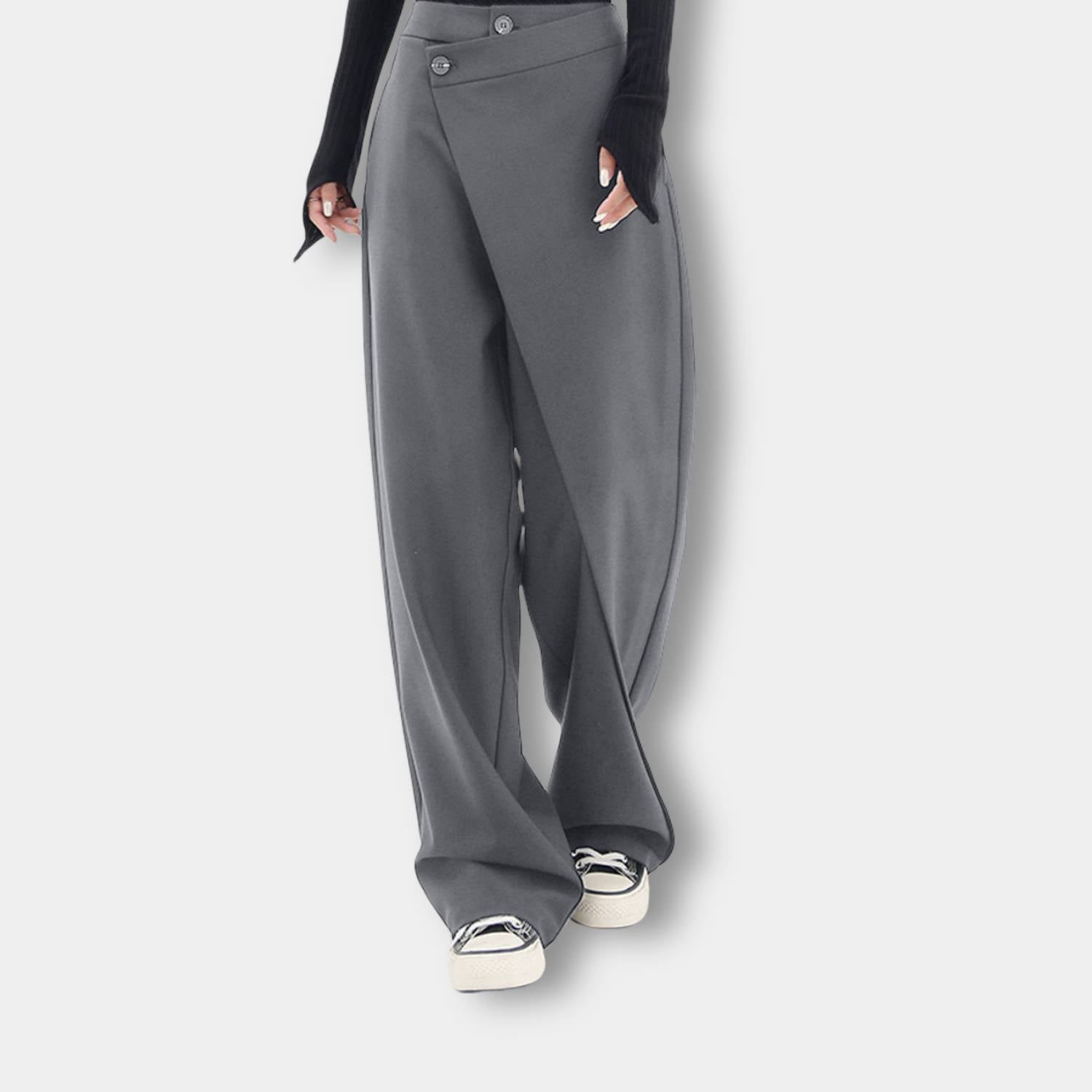 Innovative Baggy Trousers for Women with Asymmetric Closure | Khaleesi-Lanuvo